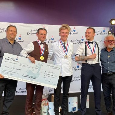 Alain Dauvergne, trainer at Institut Lyfe, wins the 2023 French Cocktail Championship